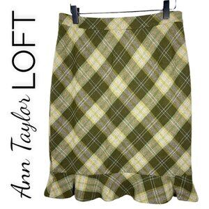 NWT ANN TAYLOR LOFT Green Plaid Wool Blend Ruffle Pencil Skirt, Size 8P